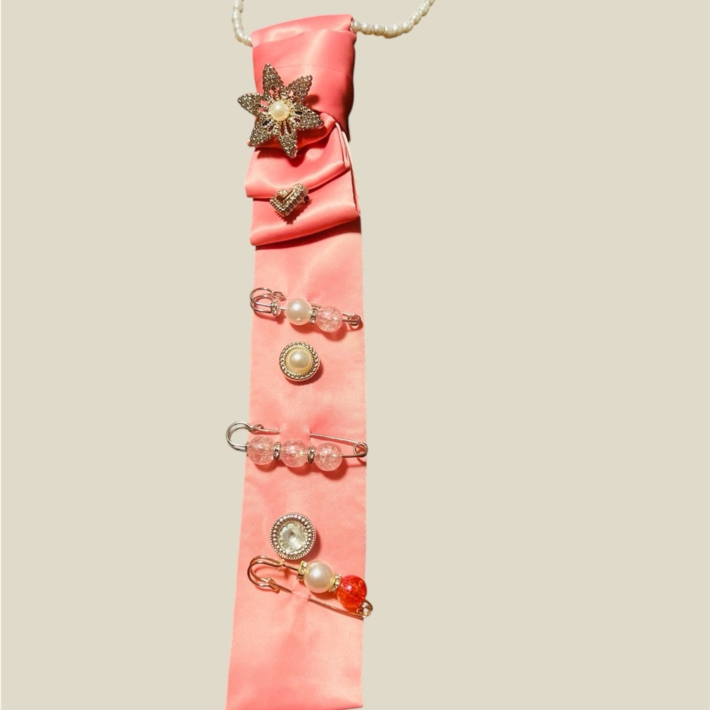 Chic Pink Brooch and Pin Set